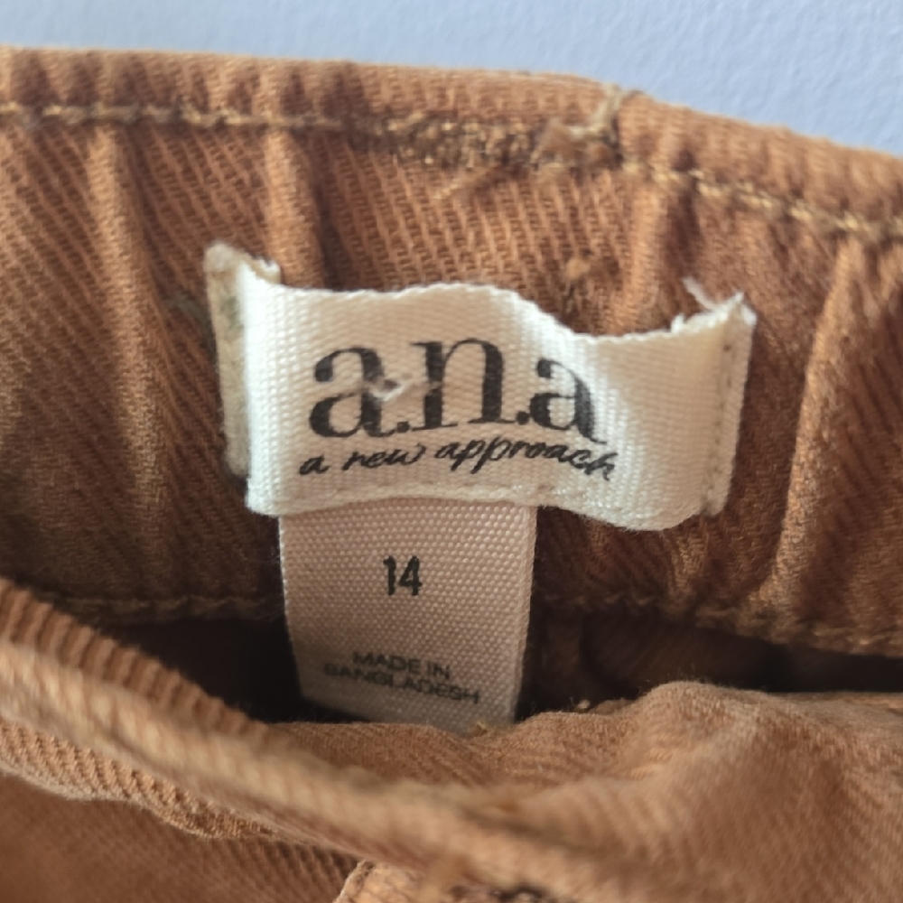 a.n.a Women's Tan Cargo Pants - Picture 3 of 5
